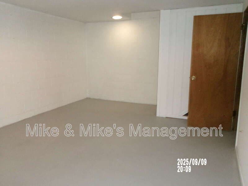 Milwaukee Condo: 6400 North 73rd Street