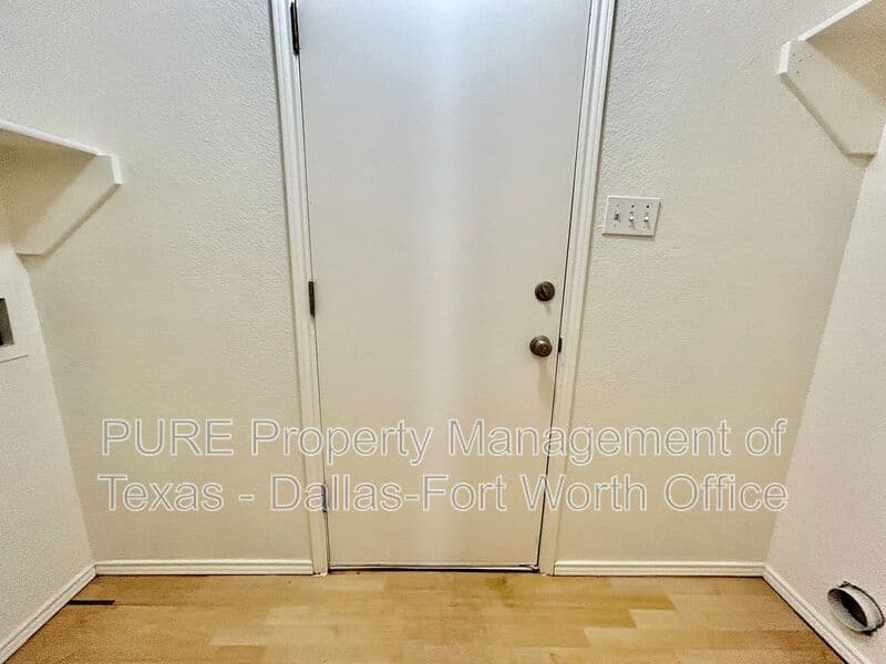 Burleson House: 824 Blue Ridge Drive