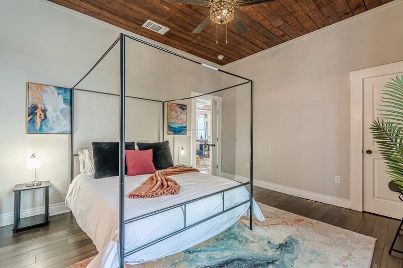 San Antonio House: 1022 Nolan Street