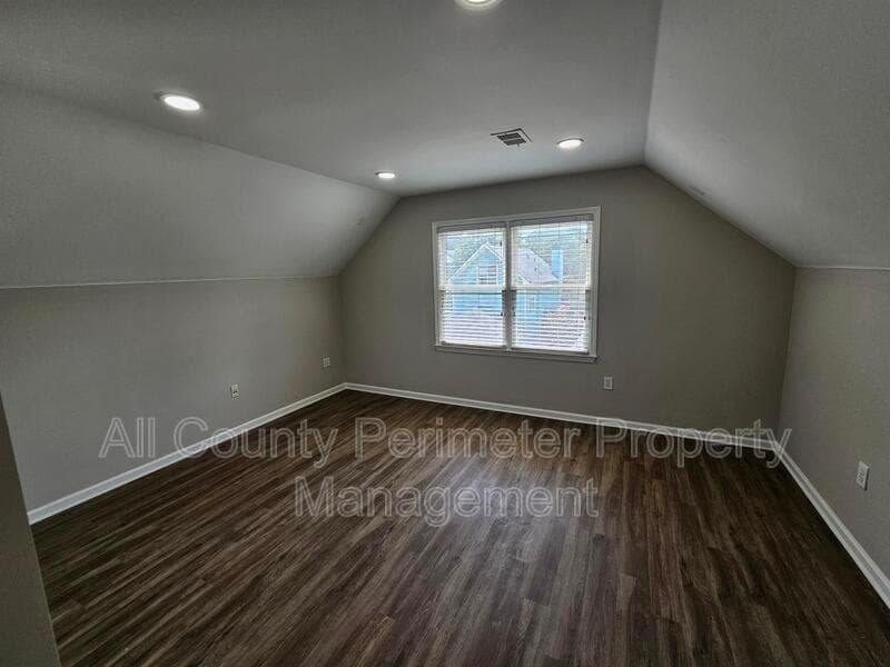 Atlanta House: 79 Hammock Place