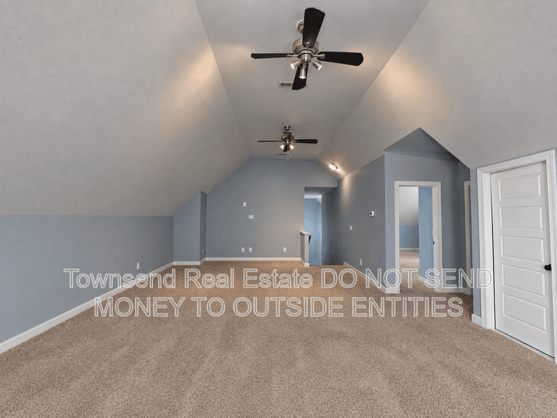 Fayetteville House: 3416 Whispering Meadow Lane