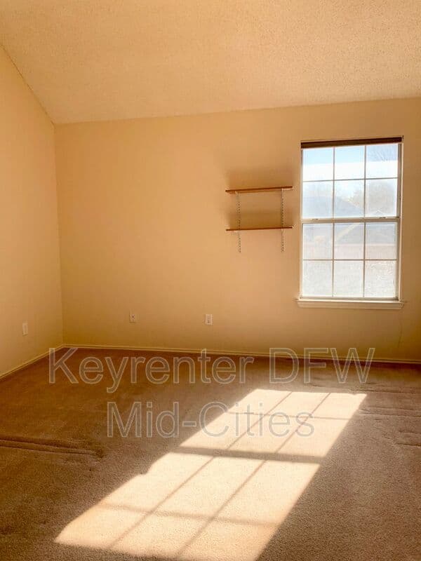 Plano House: 2320 Kittyhawk Drive