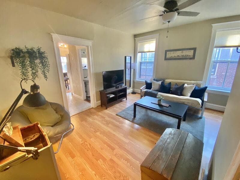 Saint Louis Condo: 4424 Oakland Ave 2W