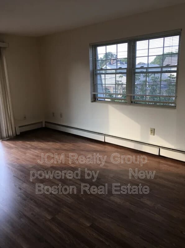 Lynn House: 540 Chestnut St