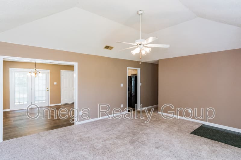 Moody House: 2038 Plantation Pkwy