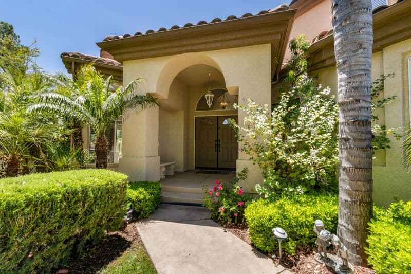 Temecula House: 32579 Valentino Way