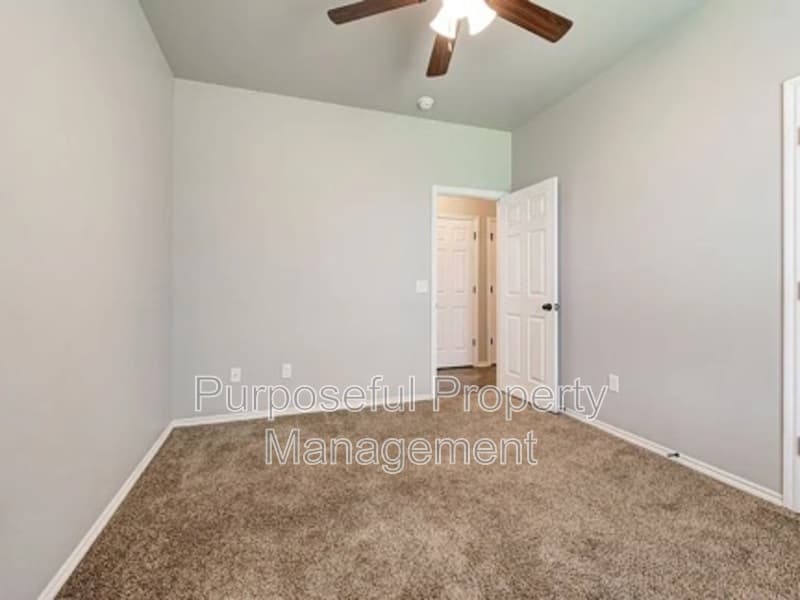 El Reno House: 1867 Cypress Lane