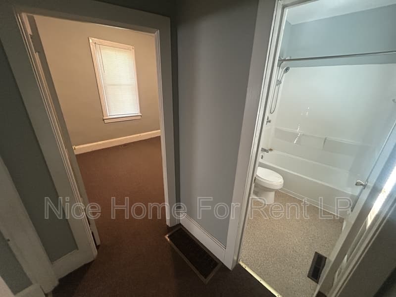 Riverside Condo: 143 Lafayette St