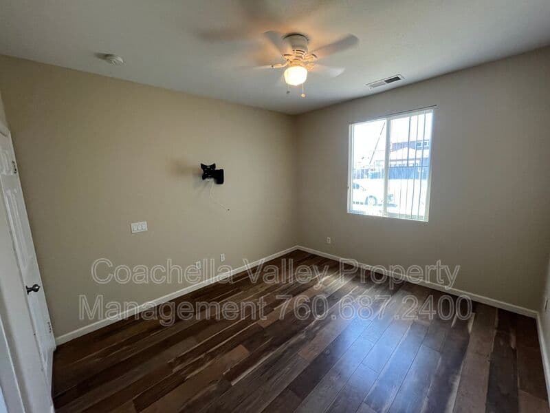 Coachella House: 49126 Pluma Roja Place