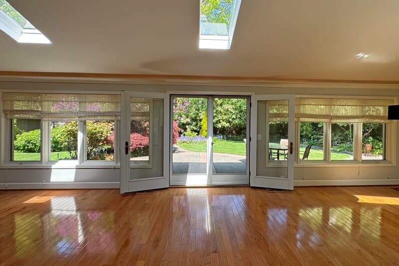 Kirkland House: 10632 NE 47th Pl
