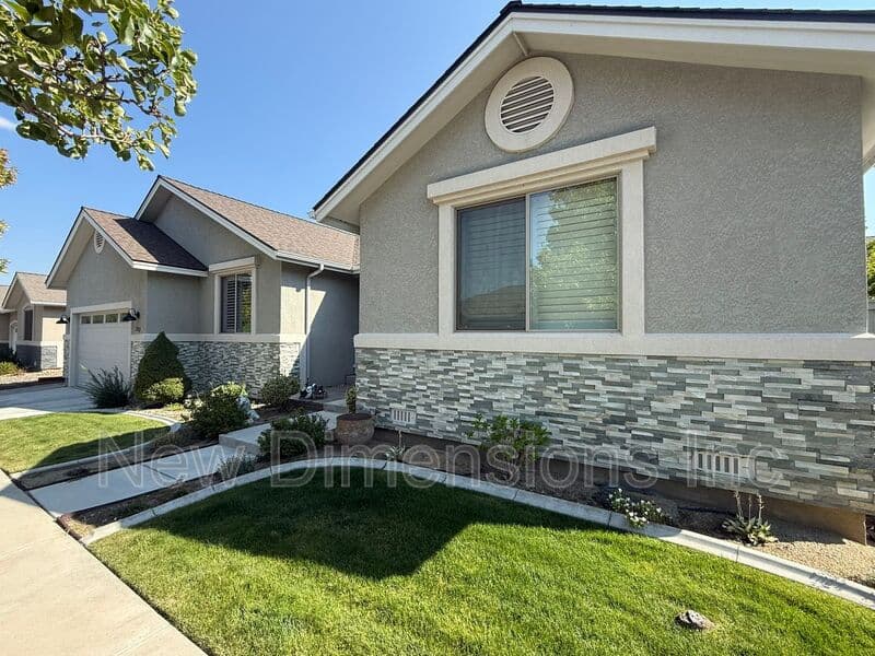 Gardnerville House: 1317 Cedar Creek Circle