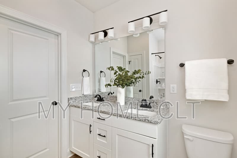 Charlotte Townhome: 2309 Ellen Avenue