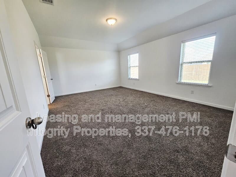 Zachary House: 727 LAMBOT AVE