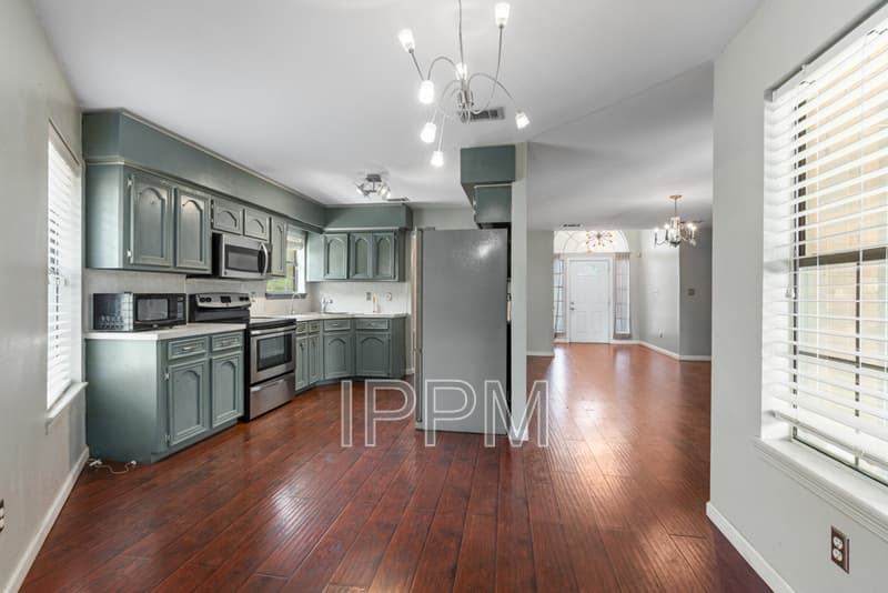 Brownsville House: 5233 ClearView