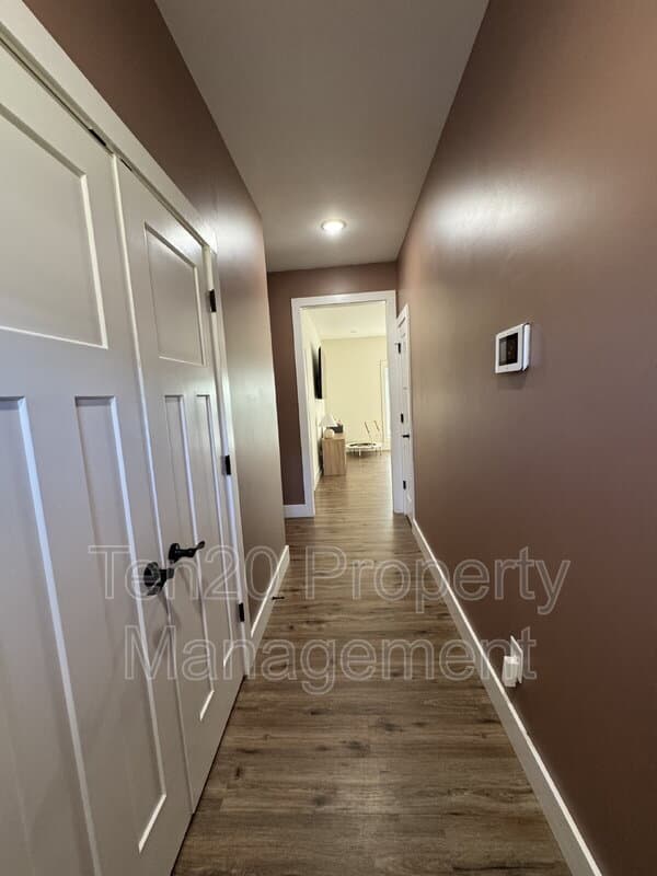 Phenix City House: 3405 South Seale Road