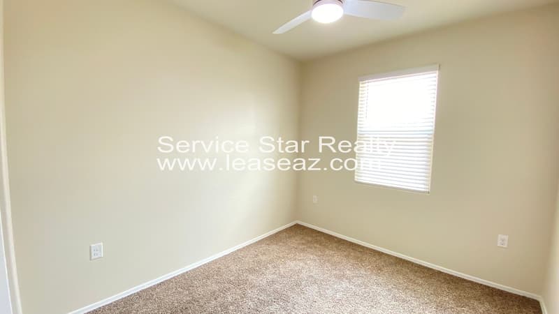 Buckeye House: 30732 W Picadilly Rd