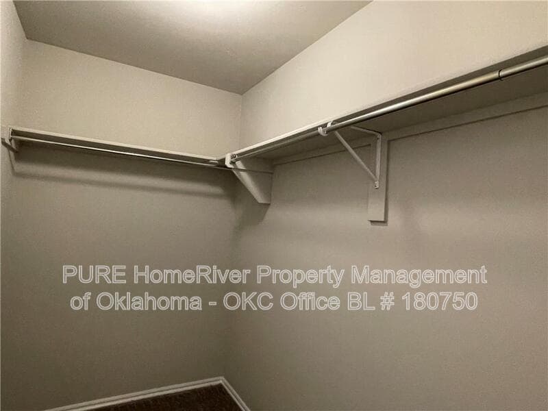 Noble House: 1504 Sandstone