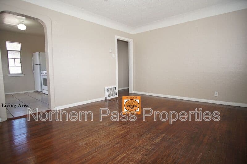 El Paso Condo: 1226 Huckleberry St