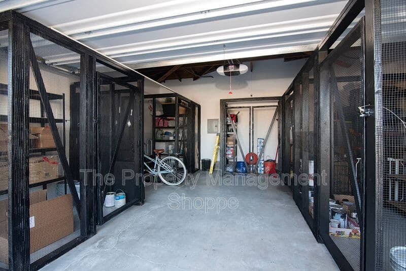 Ventura House: Live Oak 31B