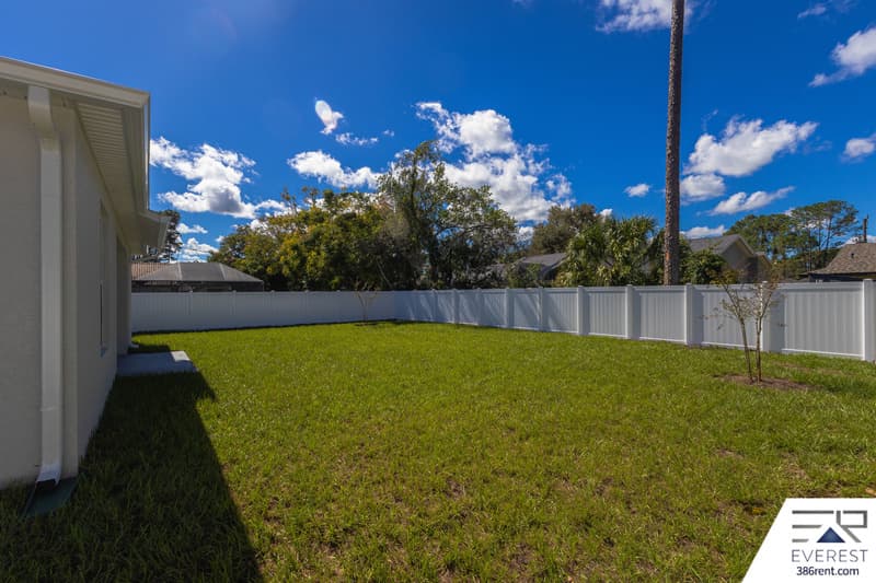 Palm Coast House: 30 Beckner Ln