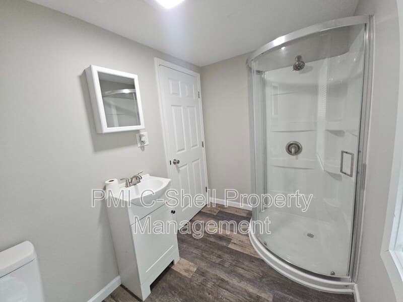 Pensacola House: 3258 Peagler Plaza Rd