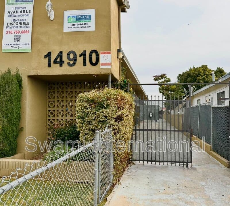 Gardena Condo: 14910 Chadron Avenue