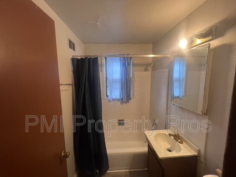 Milwaukee Condo: 4566A N 28th St