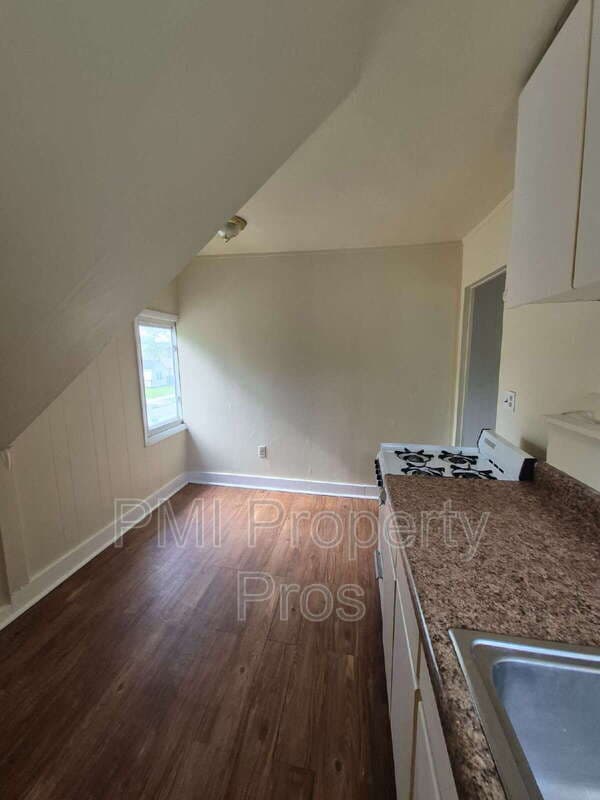 Milwaukee Condo: 4326A North 39th Street