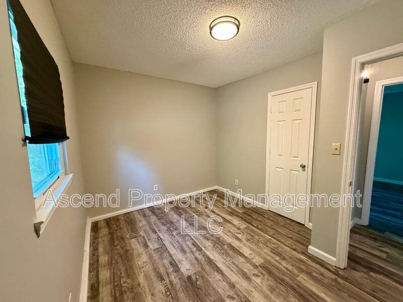 Chattanooga House: 7707 Canyon Dr