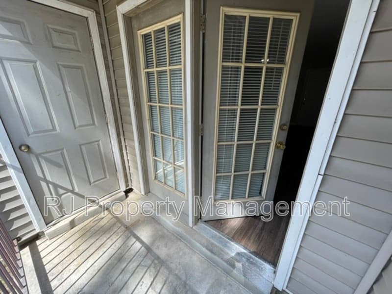 Memphis Condo: 3609 Mynders Ave