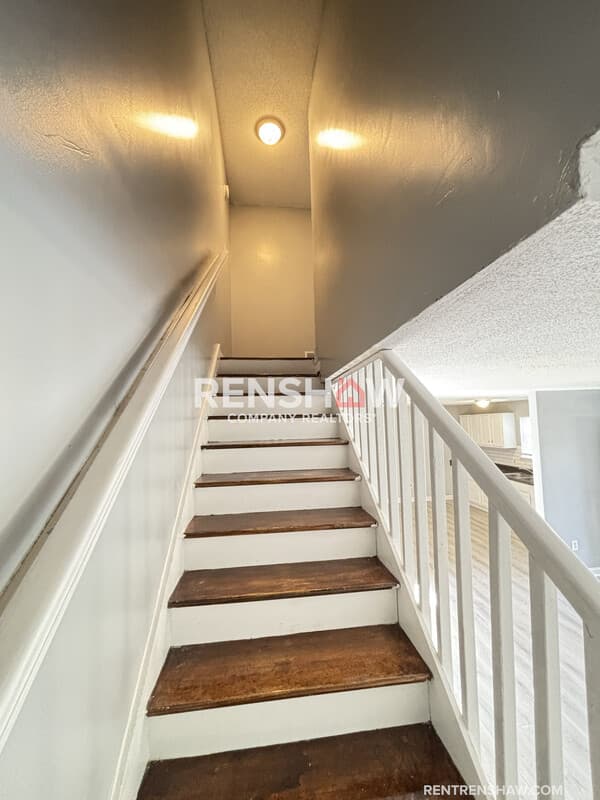 Memphis Condo: 2525 Rozelle St