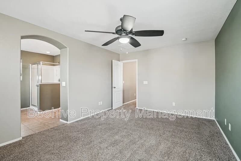 Buckeye House: 2947 N Evergreen St