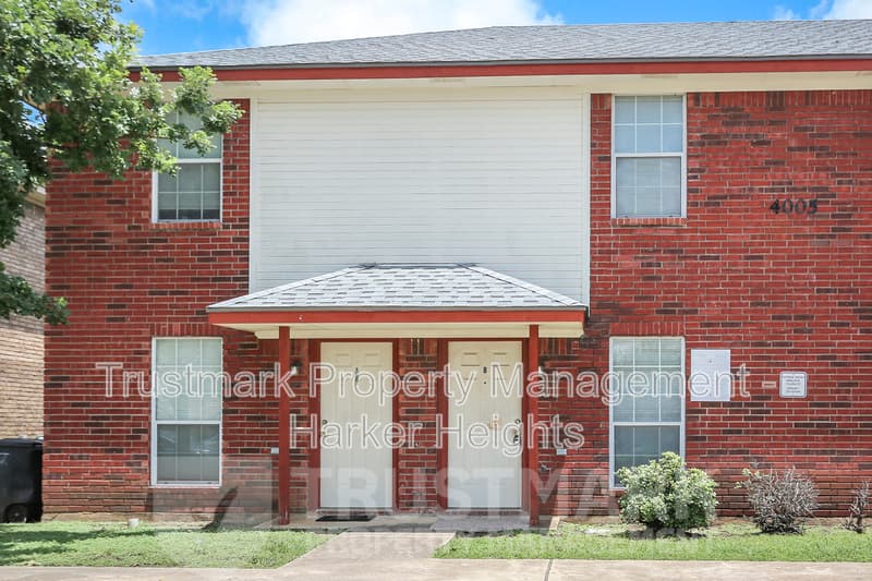 Killeen Townhome: 4005 B Madison