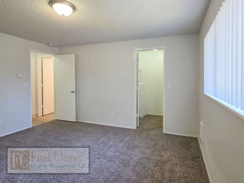 PORTLAND Condo: 1370 NE 186TH AVE