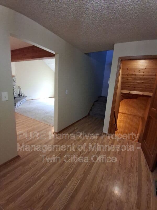 Northfield House: 1468 90th St W