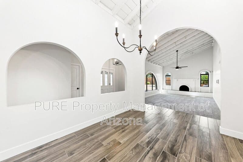 Scottsdale House: 7218 E Harmont Dr