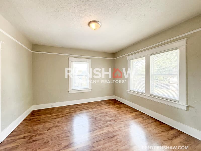 Memphis House: 1571 E Mclemore Ave