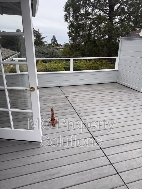 Mill Valley House: 74 Bay Vista Drive