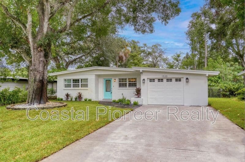 Tampa House: 1520 S Church Ave