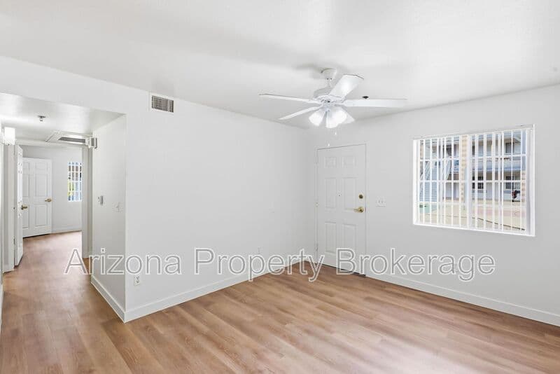 Phoenix House: 2302 W. Colter St.