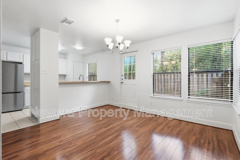 Spring Townhome: 28 Sawmill Grove Lane - 1