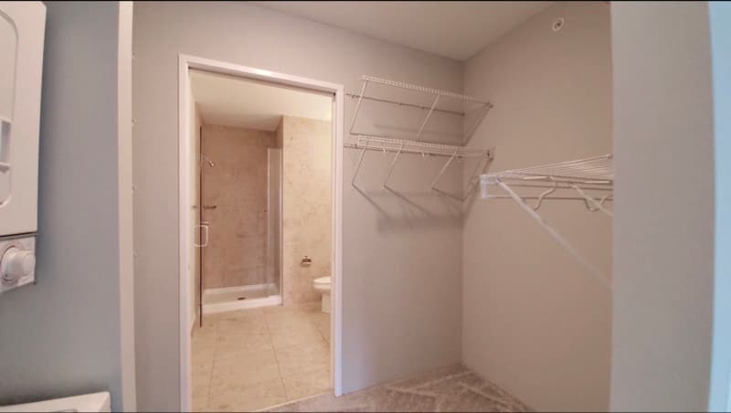Chicago Condo: 205 E Illinois st