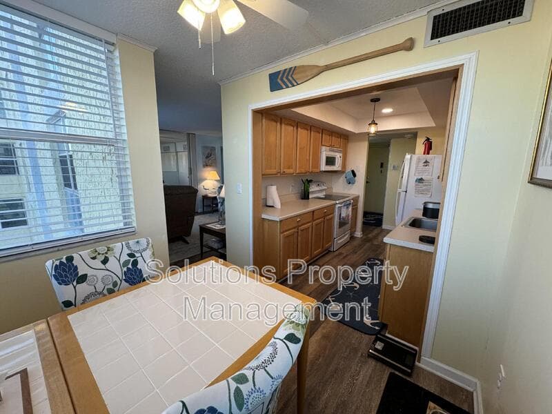 Cocoa Beach Condo: 4700 Ocean Beach Blvd