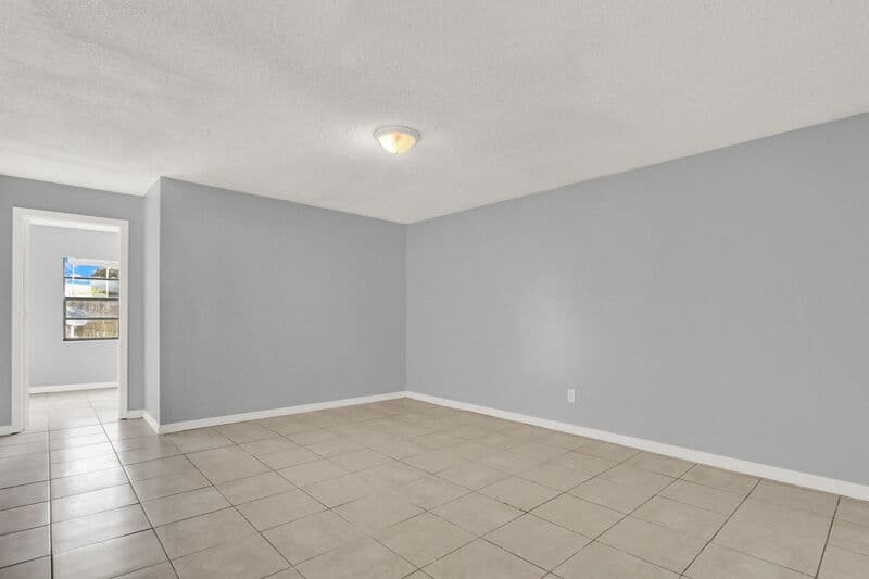 Fort Pierce House: 3104-3210 Louisiana Avenue