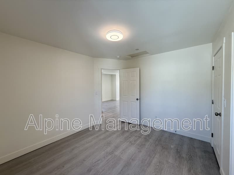 Oakland House: 1437B 48th Avenue