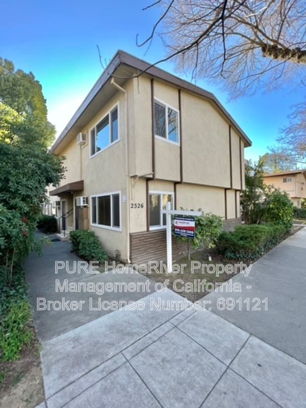 Sacramento Condo: 2526 G St