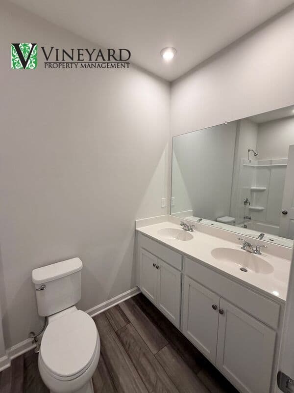 Holly Springs House: 265 Birchwood Row
