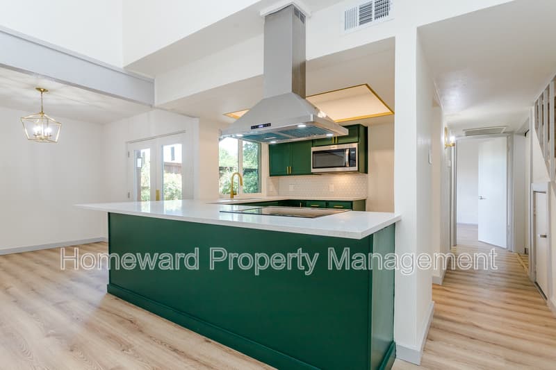 Carrollton Condo: 2026 Via Ballena - 1