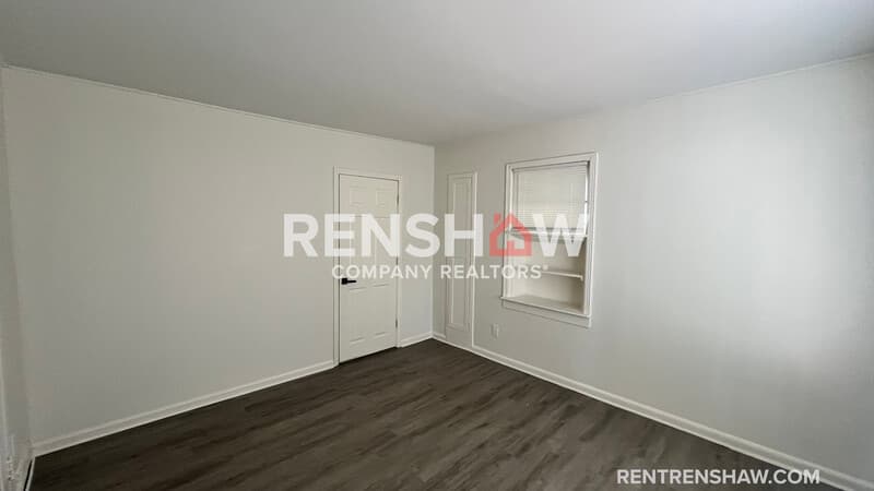 Memphis House: 3430 Carrington Rd