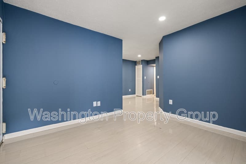 Temple Hills House: 3009 Southern Ave